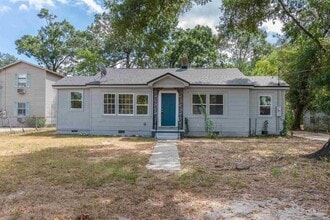 Building Photo - 1217 Poppy Ave