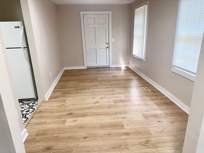Foto del edificio - 1045 Patterson St