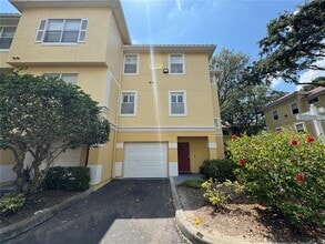 Building Photo - 1967 Legacy Cove Dr