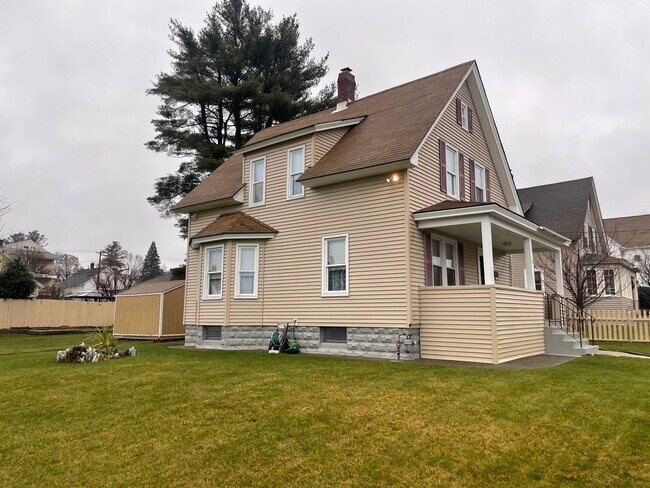 Foto del edificio - 37 Greendale Ave