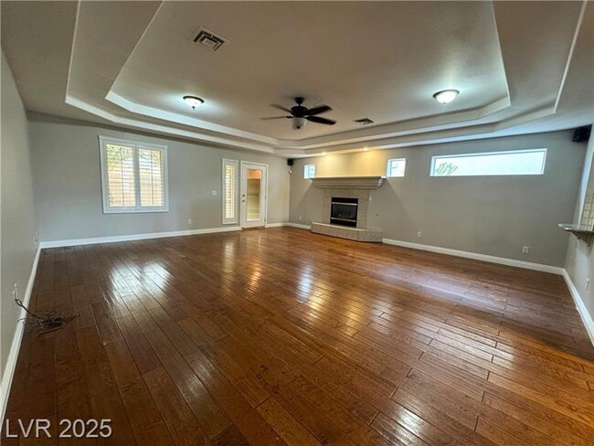 Building Photo - 5617 Burdel St