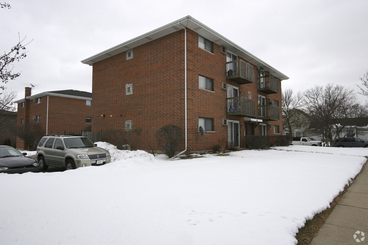 Foto del edificio - 1561 Floyd Brown Ln