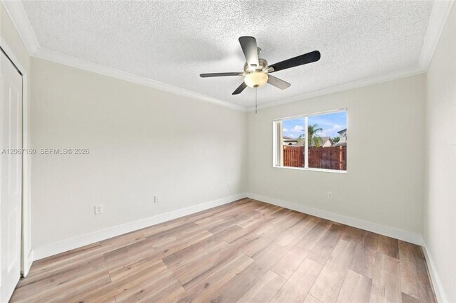 Foto del edificio - 18751 NW 84th Pl.