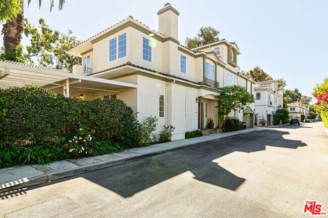 Foto del edificio - 1008 Harbor Crossing Ln