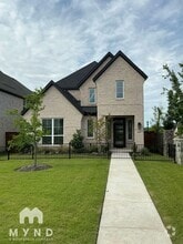 Building Photo - 15518 Kestrel Mews