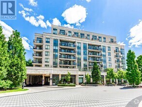Building Photo - 676-676 Sheppard Ave E