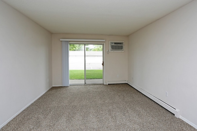 Interior Photo - VICTORIA ESTATES
