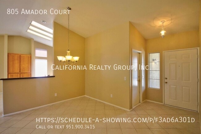 Building Photo - 805 Amador Ct