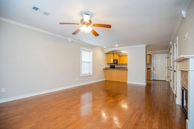 Building Photo - ***2011 Karrington Ridge Unit F***