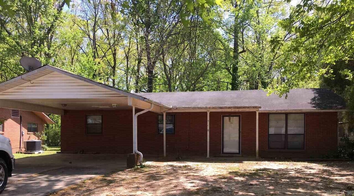 Foto principal - 7803 Preston Dr