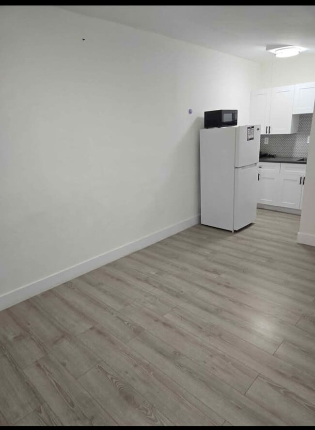 Building Photo - 3301 SW 97th Ave