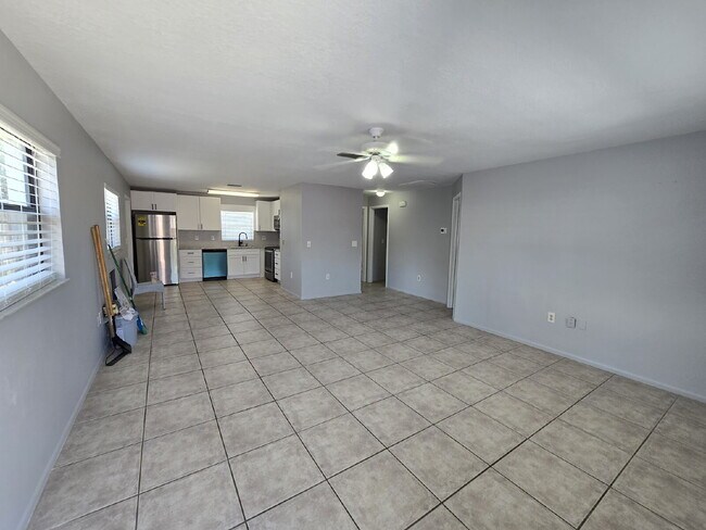 Foto del edificio - 2 bed, 2 bath duplex in New Port Richey