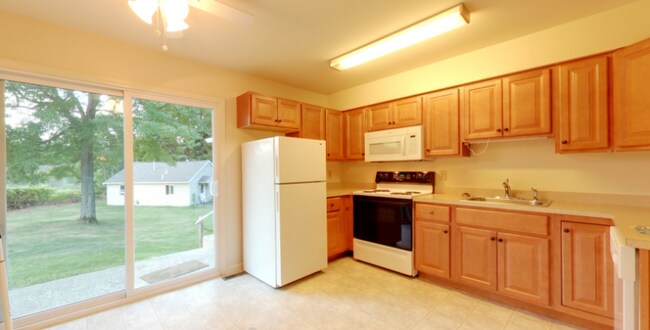 Foto del edificio - 3048 Sunset Ln