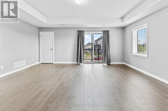 Photo du bâtiment - 871 Décoeur Dr.