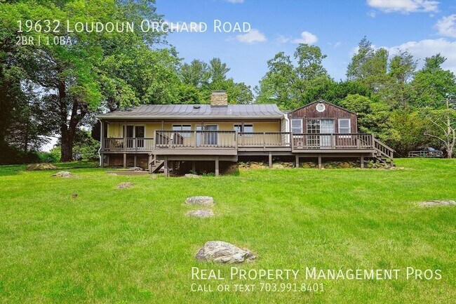 Foto del edificio - 19632 Loudoun Orchard Rd