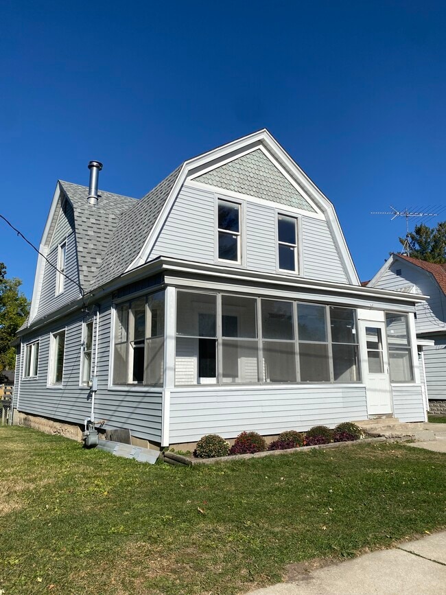 Building Photo - 736 Ansley Ave