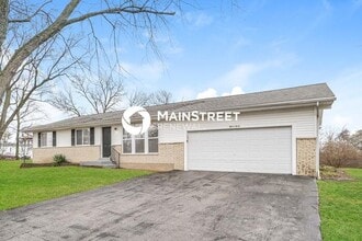 Building Photo - 1540 Charlotte Dr