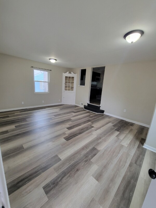 Foto del edificio - 8106 Airport Rd