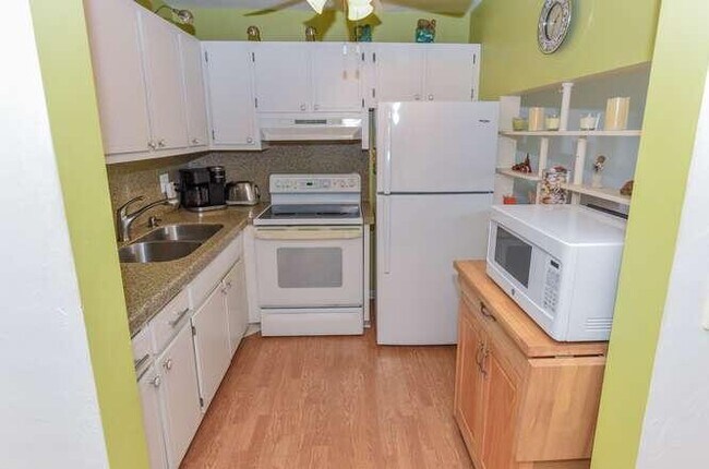 Foto del edificio - 3362 Cynthia Ln