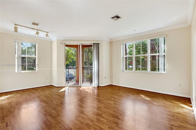 Foto del edificio - 4600 SW 160th Ave