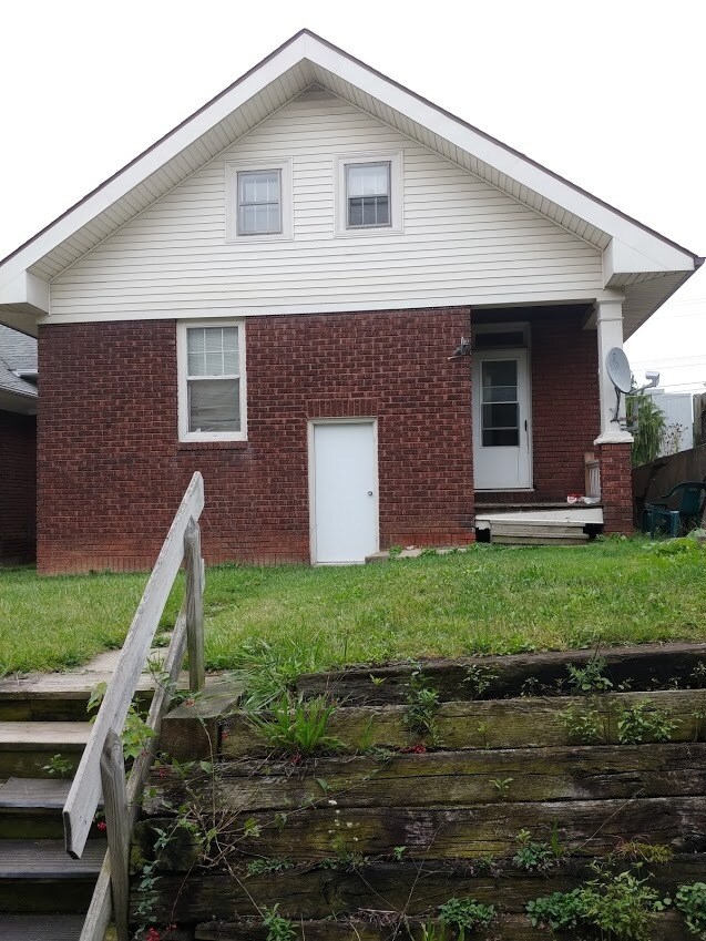 Foto del edificio - 154 S Main St