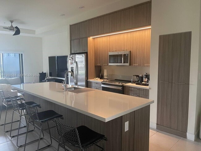 Foto del edificio - 8045 NW 104th Ave