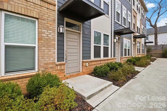 Foto del edificio - 3011 Citizens Ln