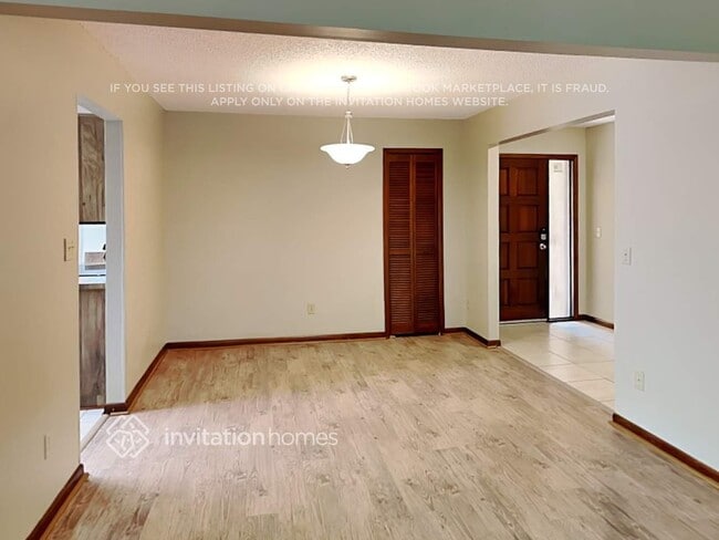 Building Photo - 14906 Coldwater Ln