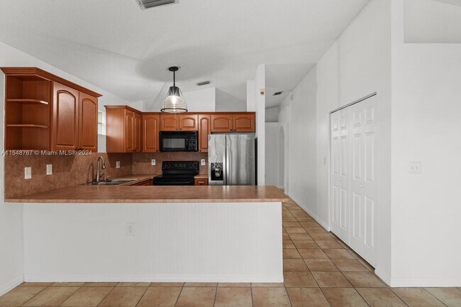 Foto del edificio - 7601 NW 166th Terrace