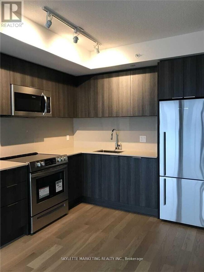 Photo du bâtiment - 25 Richmond St E