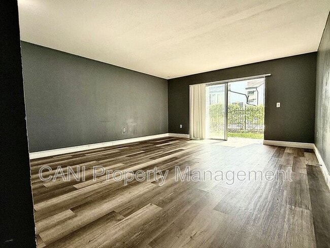 Foto del edificio - 4153 S Semoran Blvd