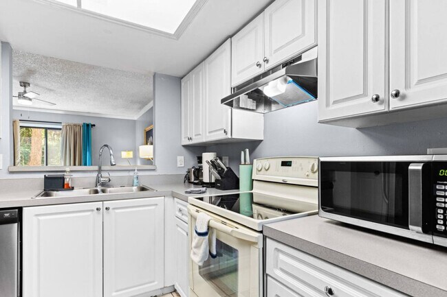 Foto del edificio - 4531 SW 44th Ln