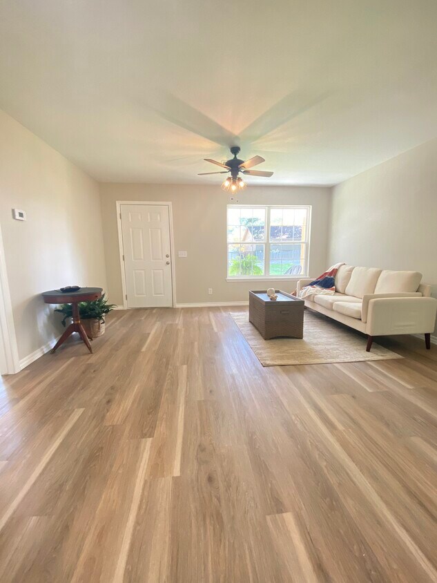 Foto principal - 805 N 13th St