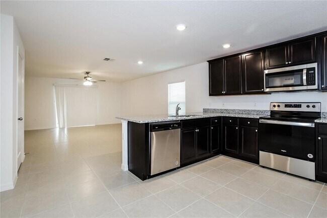 Foto del edificio - 1674 Hideaway Flat St