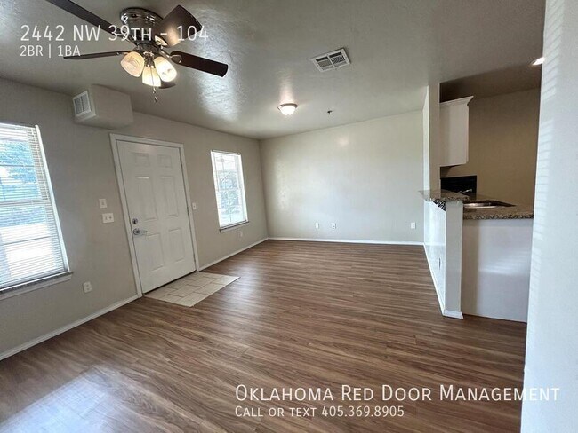 Foto del edificio - 2442 NW 39th St