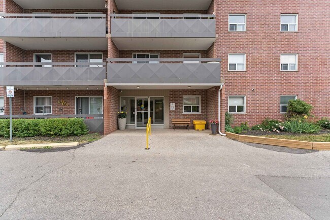 Building Photo - Parkview Heights Apartments