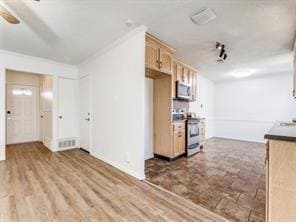 Building Photo - 6924 Richardson Dr