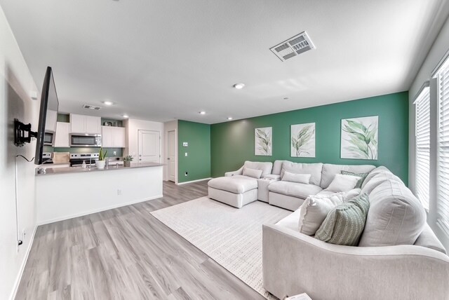 Foto del edificio - 1601 Dom River Dr