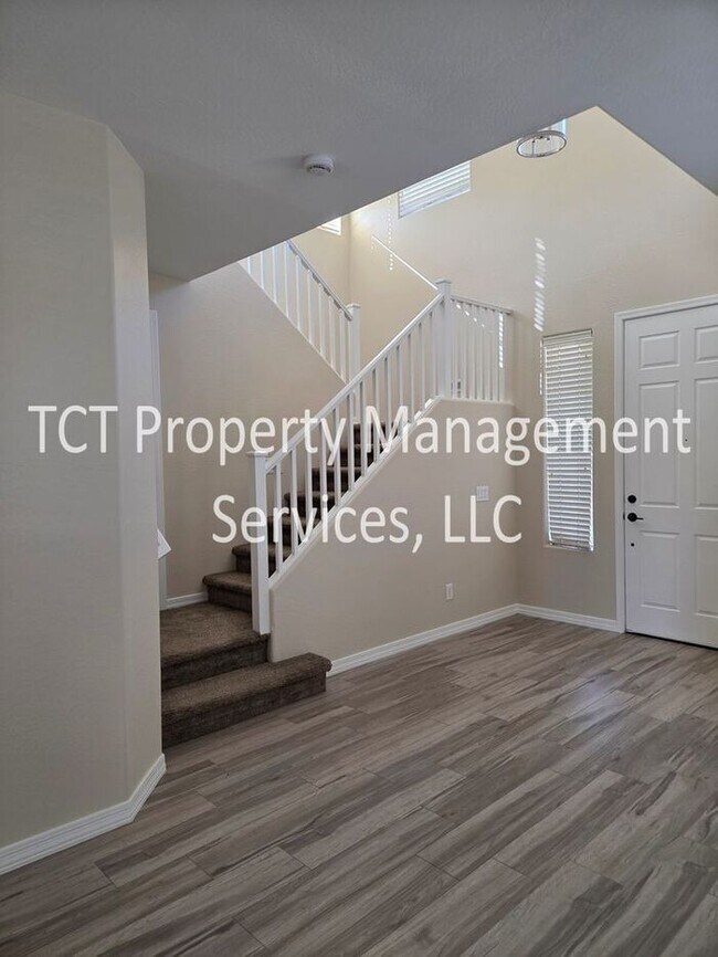 Building Photo - Great 4 Bedroom Home In Langley Gateway Estates!