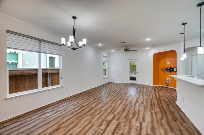 Foto del edificio - 516 Ayinger Ln