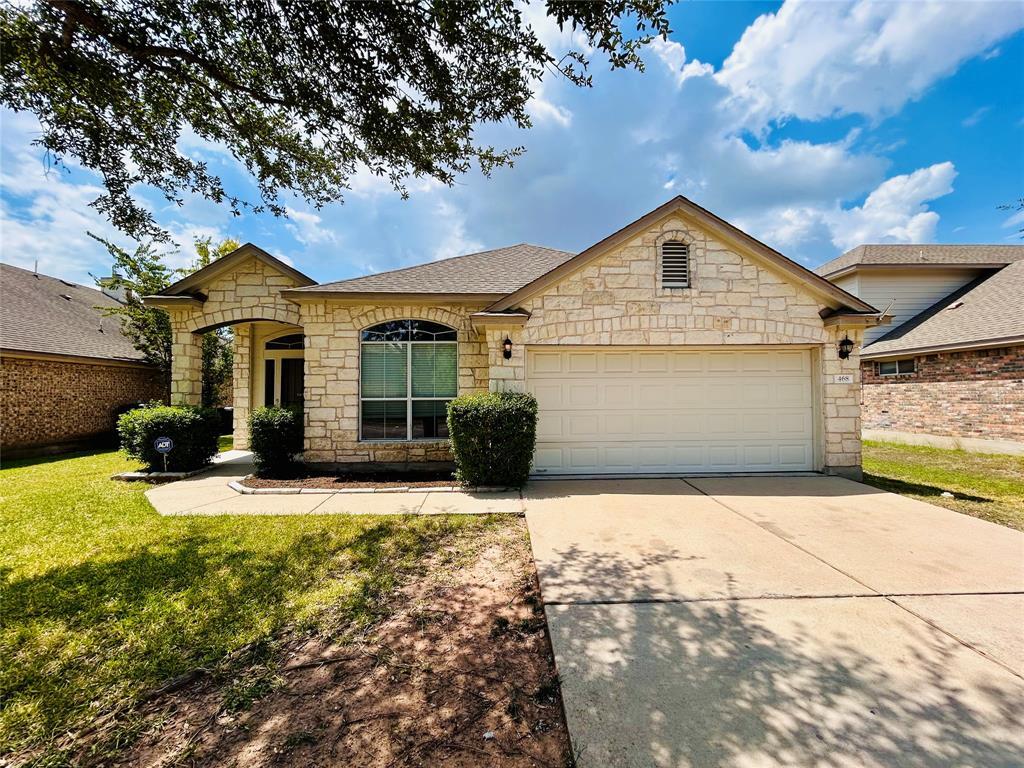 Foto principal - 468 Clarence Ct
