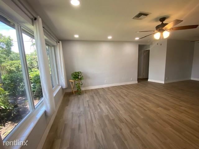 Foto del edificio - 4 br, 2.5 bath House - 200 SW 16th St