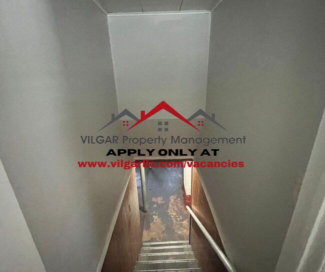 Foto del edificio - Step into comfort and convenience with this spacious 3-bedroom, 1-bathroom single-family home des...