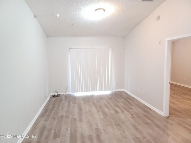 Foto del edificio - 3610 Kirkpatrick Cir