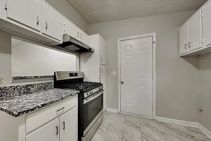 Foto del edificio - 2093 Drake Ct
