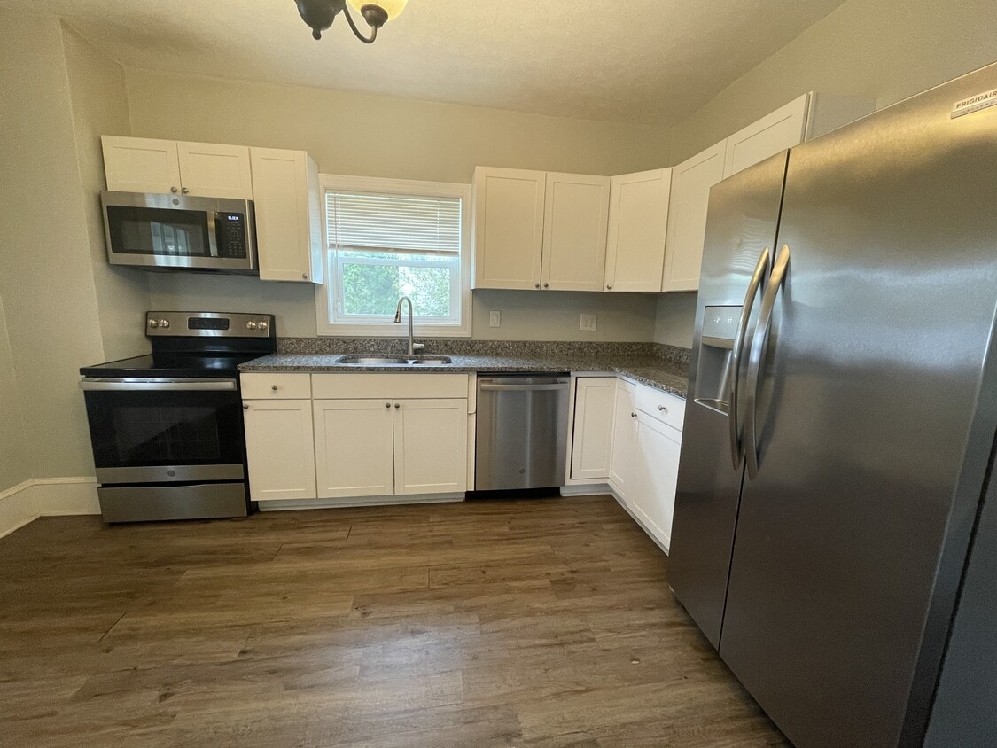 Photo - 415 Grove St (Lynchburg, VA)