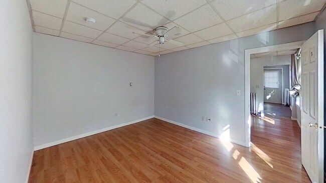 Building Photo - 212 Whitman Ave