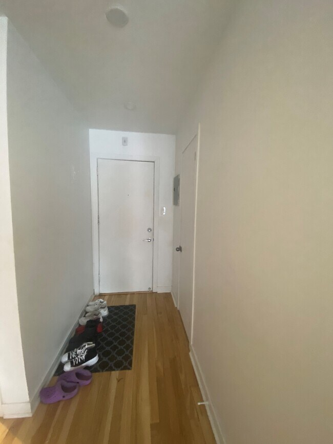 Photo du bâtiment - 3010 Rue Goyer