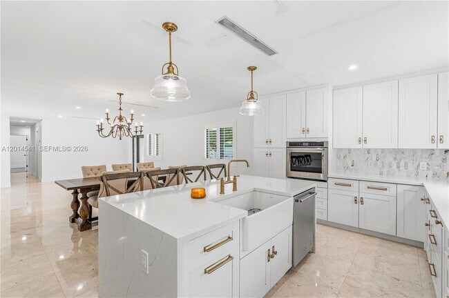 Foto del edificio - 7985 SW 136th St