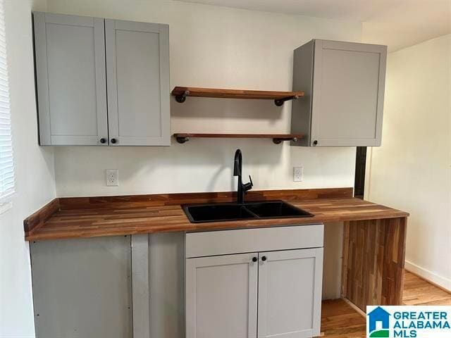 Building Photo - 2428 21st Ave N